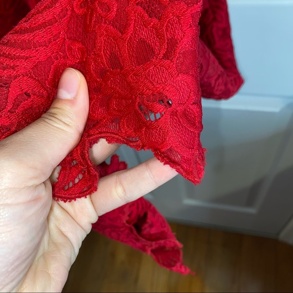 HOUSE OF CB RED MILAY LACE MINI HALTER NECK DRESS SIZE SMALL - Picture 6 of 13